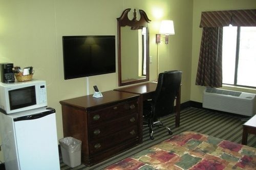 Econo Lodge0