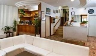 Granada Hotel0