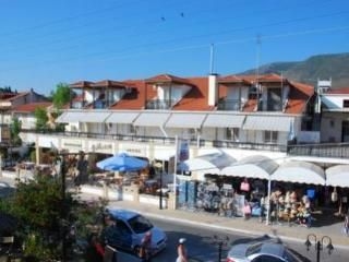 Montes Studios & Apartments0