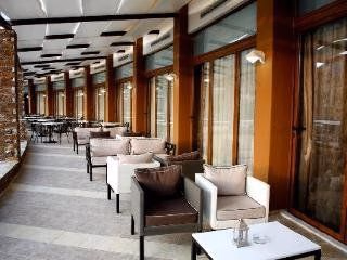 Evia Hotel & Suites0
