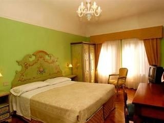 Hotel Malibran0