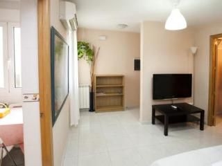4A Olmo Apartments0
