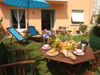 Maison Et Table Joliot Curie0