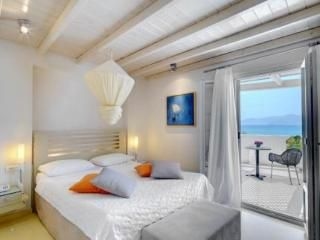 Iria Beach Hotel1