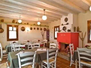 Viraggas Traditional Hotel2