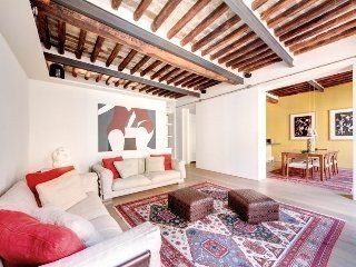 Luxury Apartment In Campo Dei Fiori3