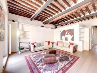 Luxury Apartment In Campo Dei Fiori1