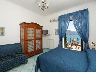 Eva Rooms2