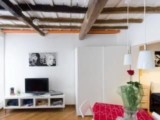 Cavour Centric Apartment0