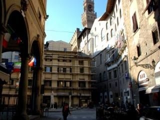 Uffizi Gallery Apartment Florence1