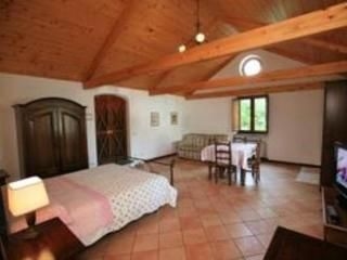La Neffola Residence0