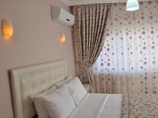 Huxley Hotel Old City2