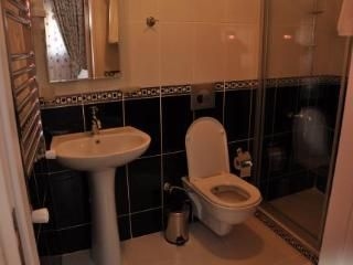 Huxley Hotel Old City1