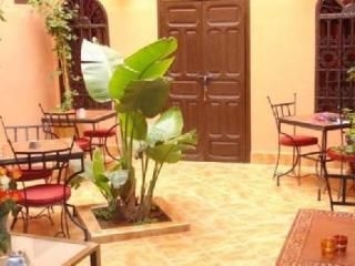 Riad Attika0