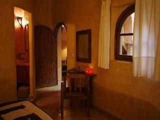 Riad Azenzer0