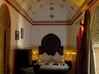 Riad Taachchaqa0