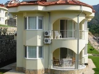 Twinstone Villa0