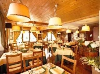 Le Grand Hotel Courmaison0