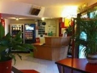 Lemon Hotel Montagny Les Beaune1