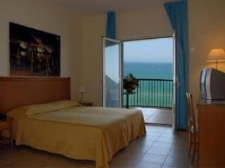 Hotel Pietrenere3