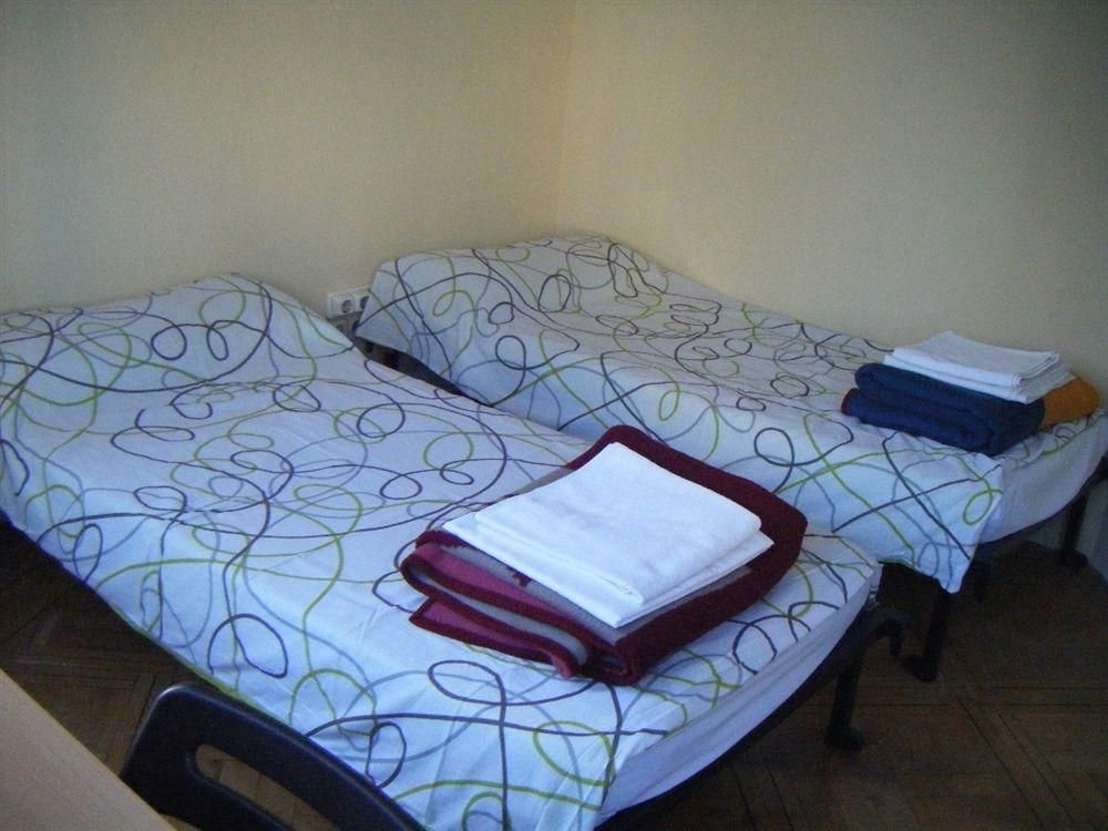 Mucho Madrid Hostel1