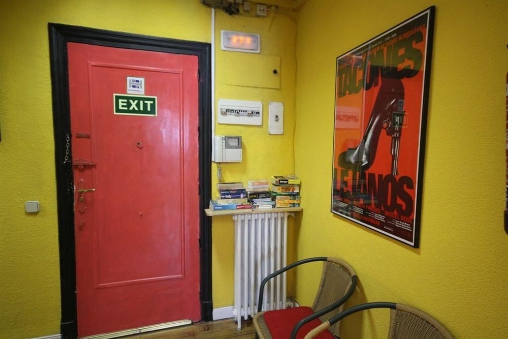 Mucho Madrid Hostel2