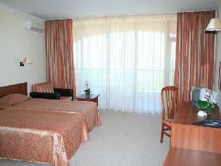 Central Hotel1
