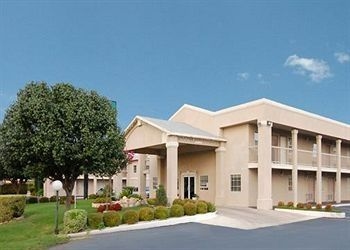 Quality Inn & Suites0