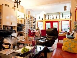 Xavieras Happy House0
