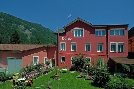 Hotel Derby0