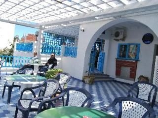 La Corniche0