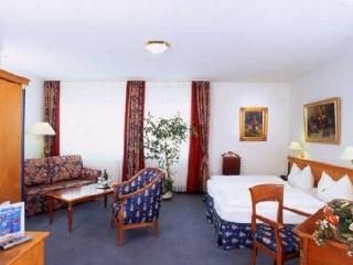 Hotel Flora3