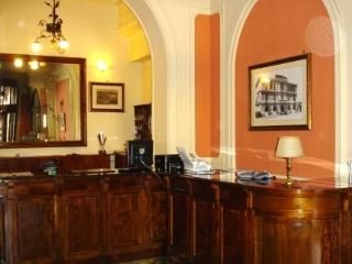 Hotel Excelsior0