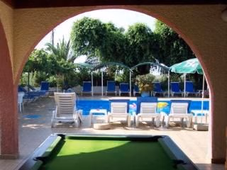 Chrysland Hotel1