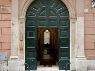 Domus Borgognona0