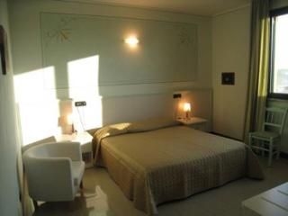 Hotel Eden1