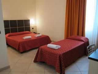 โรงแรม เดลล่า โวลต้า (Hotel Della Volta)4