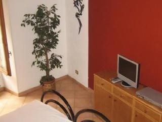 Adone House4