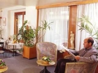 Louisa Hotel0