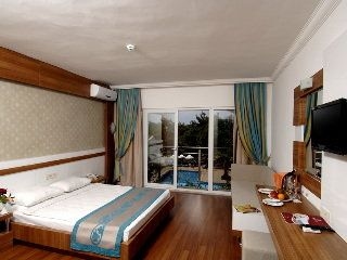 Maya Golf Hotel Side1