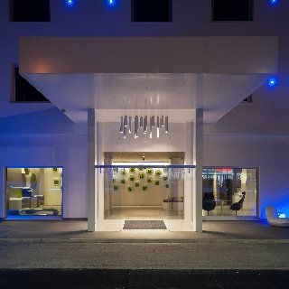 8Piuhotel0