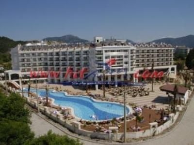 Grand Ideal Premium1
