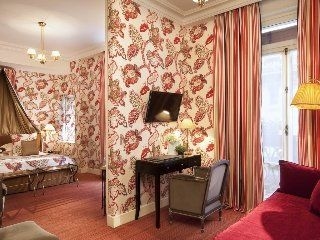 Hotel West End0