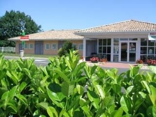 Fasthotel  (En Bergeracois)2