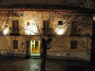 El Hostal Puerta Bisagra3