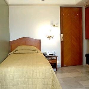 ราเม กูสไลน์ โฮเทล ดาดาร์ (Ramee Guesline Hotel, Dadar)2