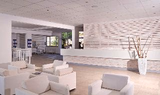 Javelin Beach Club & Spa0