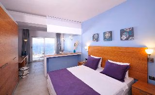 Javelin Beach Club & Spa4