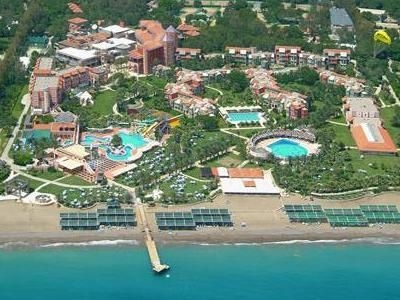 Club Mega Saray0