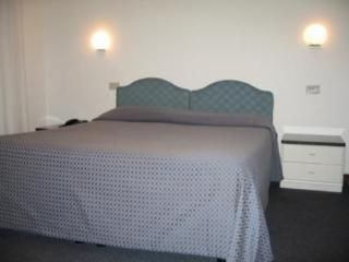 Hotel Capitol0